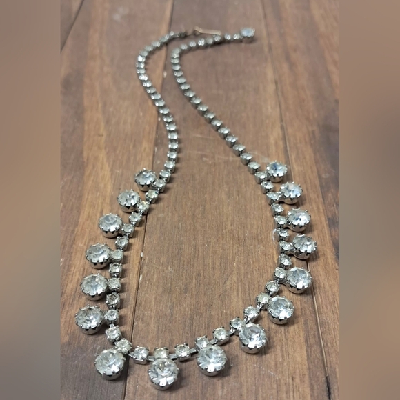 Vintage Rhinestone Necklace - Picture 2 of 4